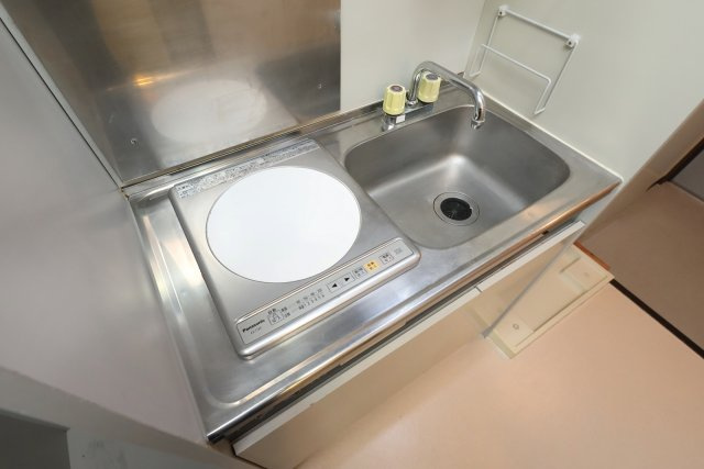 万寿寺ビルのキッチン