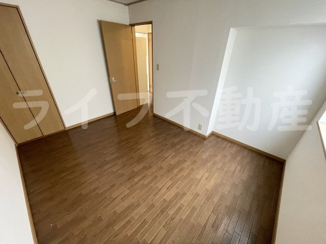 エステートピア旭の居間・リビング