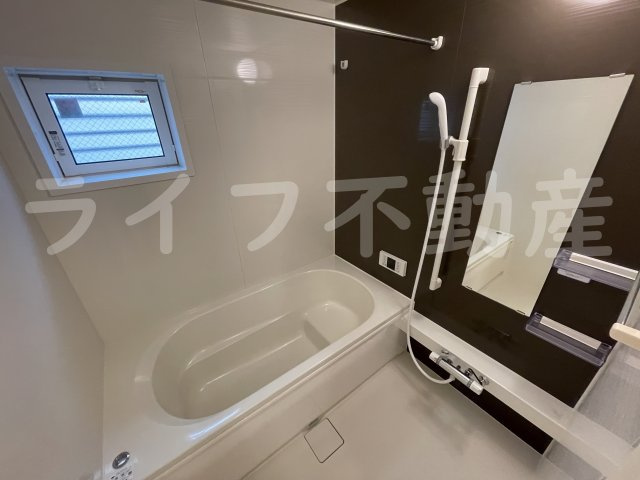 ルアーナA棟の浴室