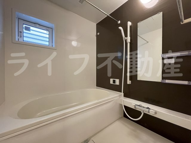 ルアーナA棟の浴室