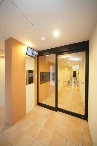 PAUSE役人町のエントランス|エントランス