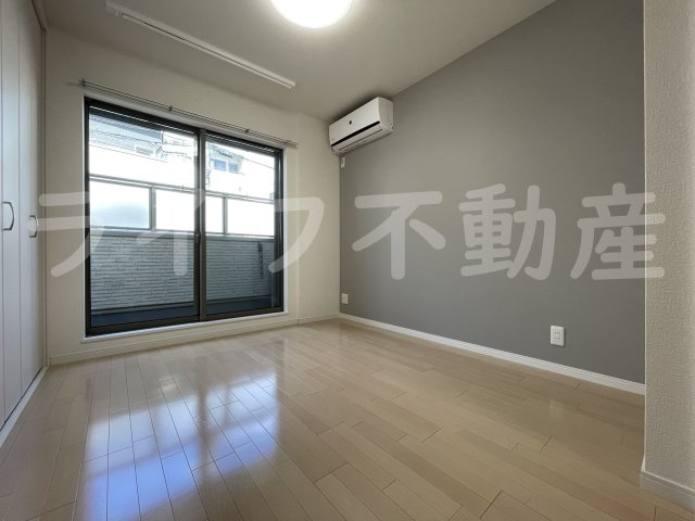 セレニティ若江東町の居間・リビング