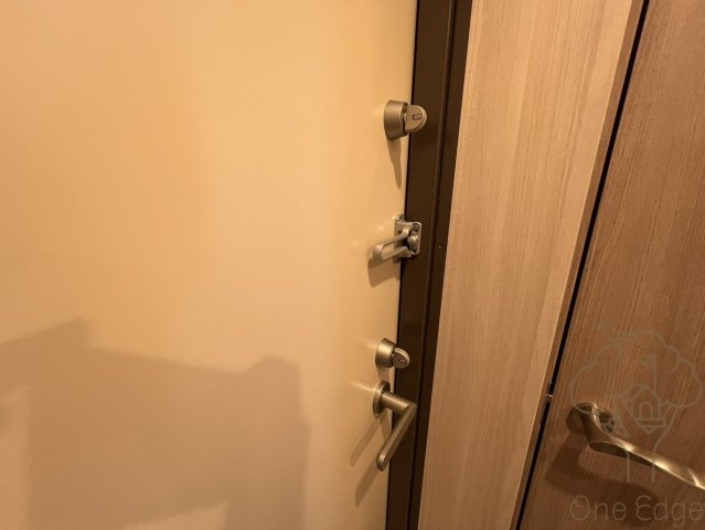 アヴェニール中崎の玄関
