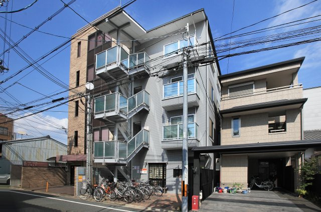 キャニオンテラスⅤの外観