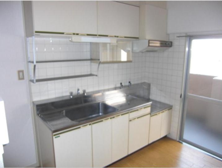 サンメゾン植田のキッチン