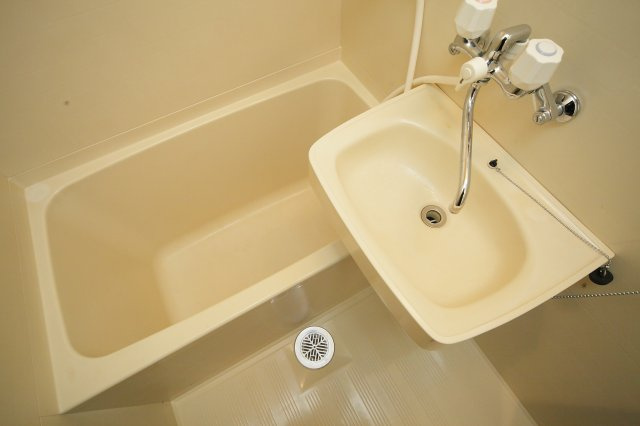 キャニオンテラスⅦの浴室