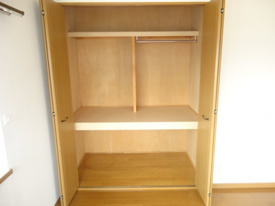 【収納】 | ミレニアム桒田 | 洋室６帖の収納　※写真はイメージです
