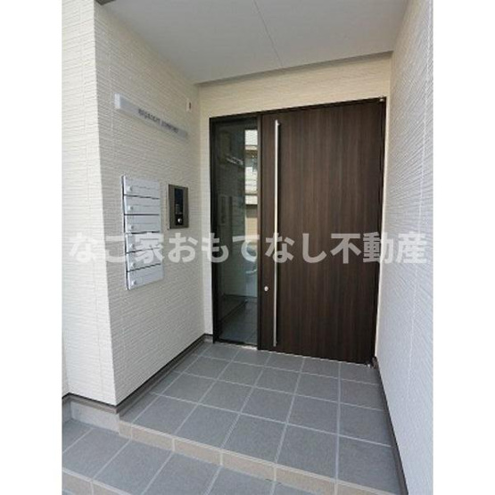 【エントランス】 | REGALEST COMFORT | REGALEST COMFORT