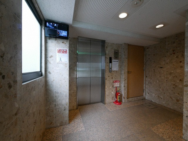 新町エビスのロビー