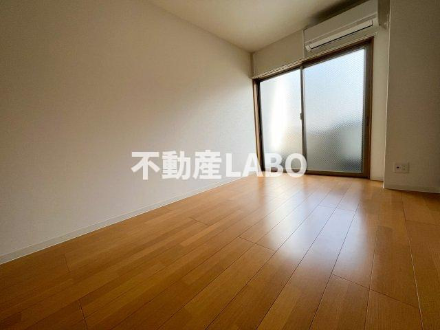 FLレジデンス心斎首府の寝室