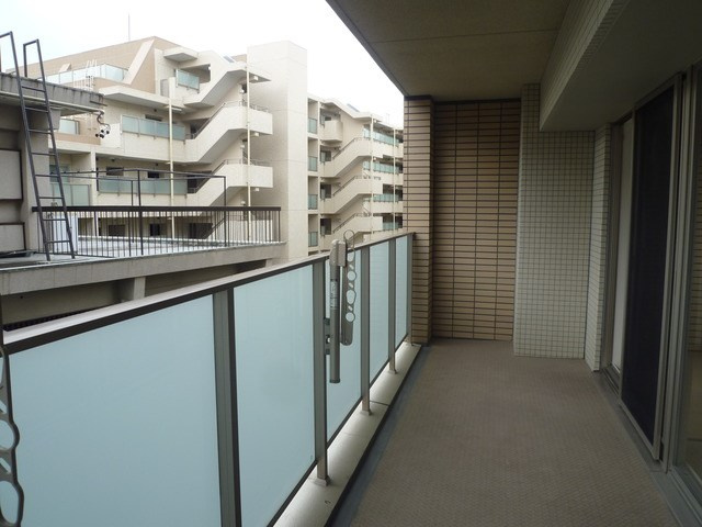 東山公園レジデンスのバルコニー