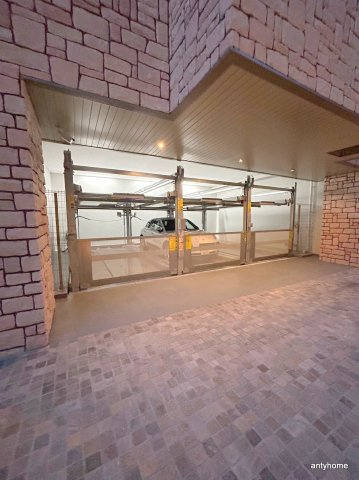 Vinoプレジオ本町　仲介手数料無料の駐車場