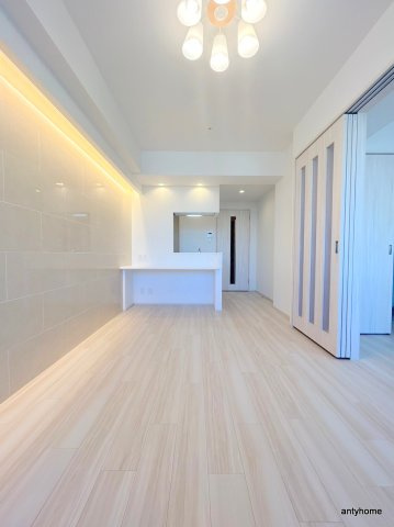 Vinoプレジオ本町　仲介手数料無料の居間・リビング