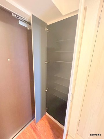 Vinoプレジオ本町　仲介手数料無料の収納