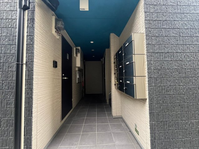 ボヌール深江橋のエントランス|ゆとりのあるエントランスです