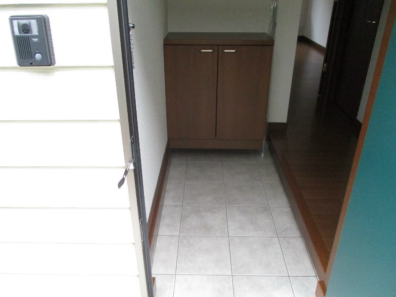 フォレストフォルム東山（南棟）の玄関