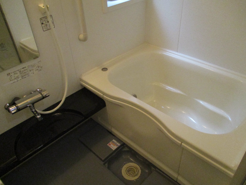 フォレストフォルム東山（南棟）の浴室