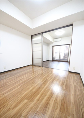 【居間・リビング】 | マスターズレジデンス道頓堀II