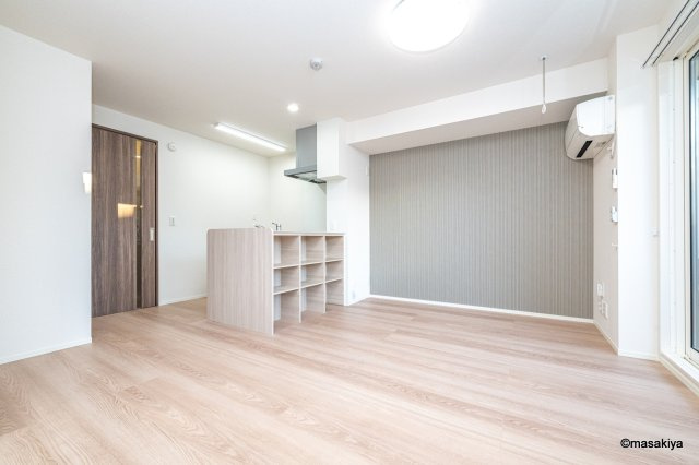 グランスクエア　Ⅲ番館の居間・リビング