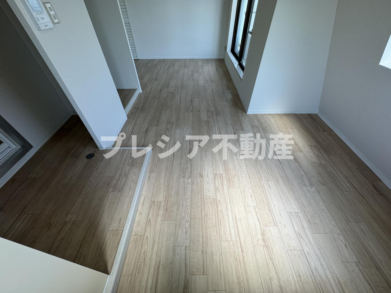 レジデンシア甲子園口の居間・リビング