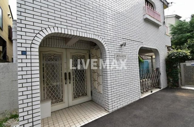 【エントランス】メゾン余丁町