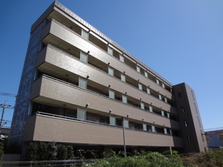 ★設備充実のオートロック付きマンション★