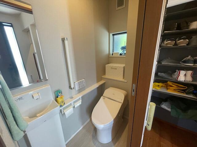 宇都宮市鐺山町　4ＬＤＫ　中古住宅のその他|１階トイレは手洗い台付！