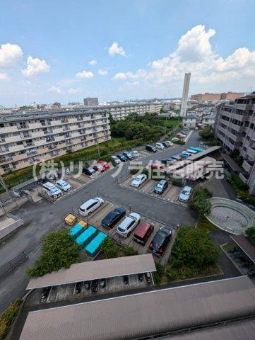 東急ドエル・アルス枚方桜が丘B棟の駐車場|■物件内覧・資金計画相談・住宅ローン相談、リフォーム相談、お問合せ受付中■
※当日・翌日のご内覧、ご相談はお電話でのお問合せがスムーズです！
