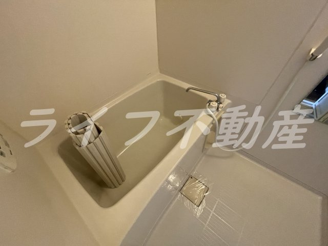 ハピネス2000の浴室|日々の疲れを癒すお風呂付です