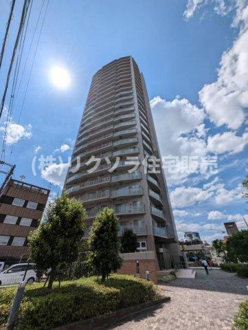 ファミール守口駅前エアーズタワーの外観|新しい生活にいかがでしょうか？外観はお住まいの顔になります。こだわりたいポイントですね。水回りリフォームやリノベーションも承ってます。
■現地見学・資金計画相談・住宅ローン相談もお問合せ受付中■