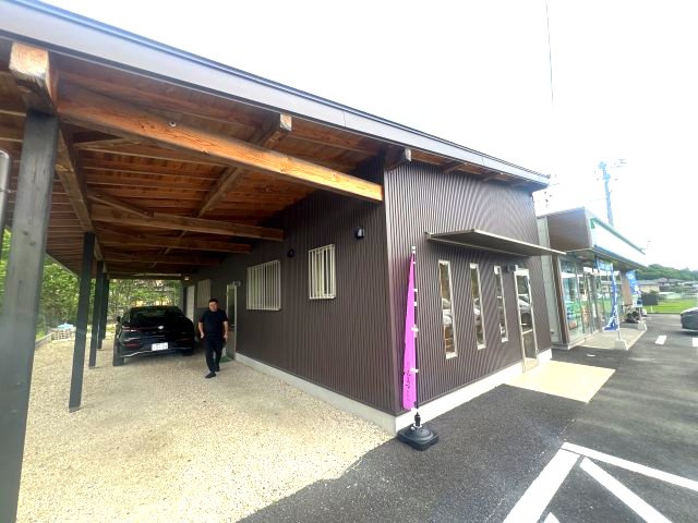 木瀬町貸店舗のエントランス