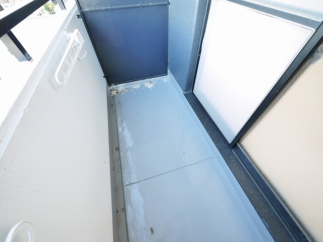 北之庄西町ビルのバルコニー|バルコニー付きです