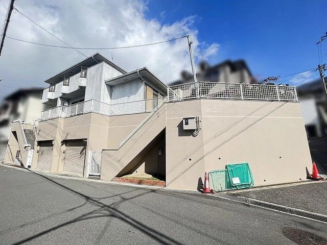 山之上5丁目　中古一戸建ての前面道路含む現地写真|前面道路含む現地写真■物件内覧・資金計画相談・住宅ローン相談、リフォーム相談、お問合せ受付中■
※当日・翌日のご内覧、ご相談はお電話でのお問合せがスムーズです！