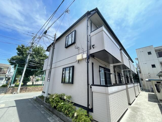 エルピス千葉の外観