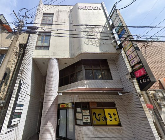 都城市牟田町のビルの外観