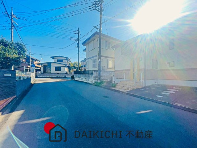 【前面道路含む現地写真】 | 東松山市和泉町　中古戸建