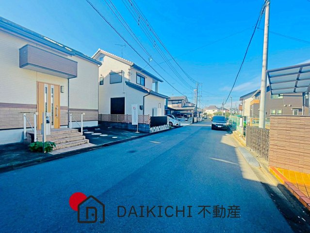 【前面道路含む現地写真】 | 東松山市和泉町　中古戸建