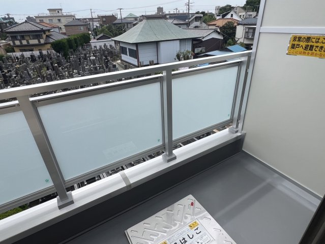 ヴィラ原木中山のバルコニー