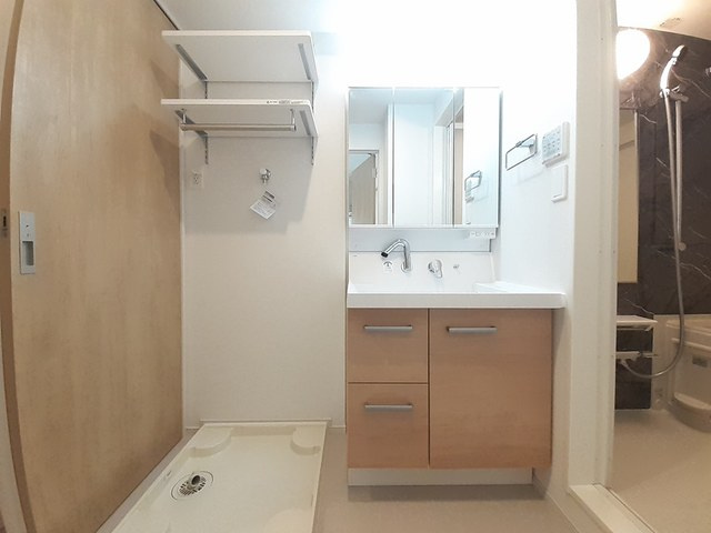 パンシオン・ガゾンの洗面所