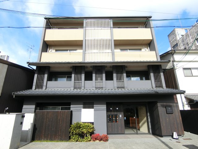 京都アートステイ西陣捨松の外観