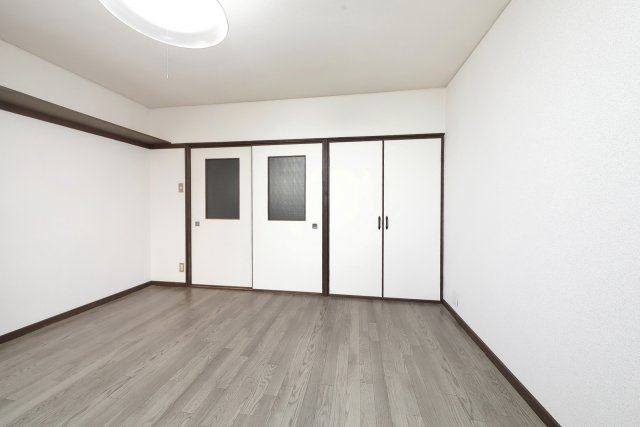 スペシャリー鞍馬口の居間・リビング