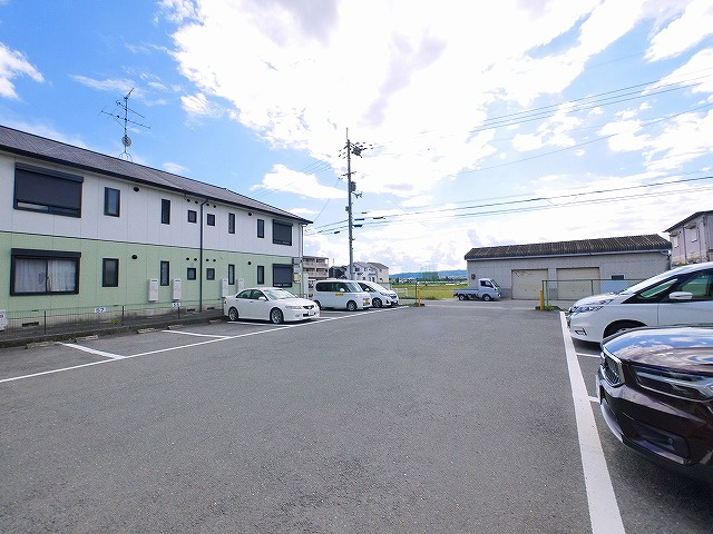 大西駐車場の外観