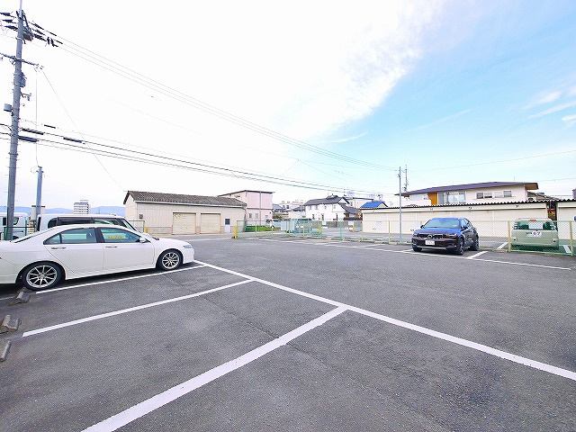 大西駐車場の外観