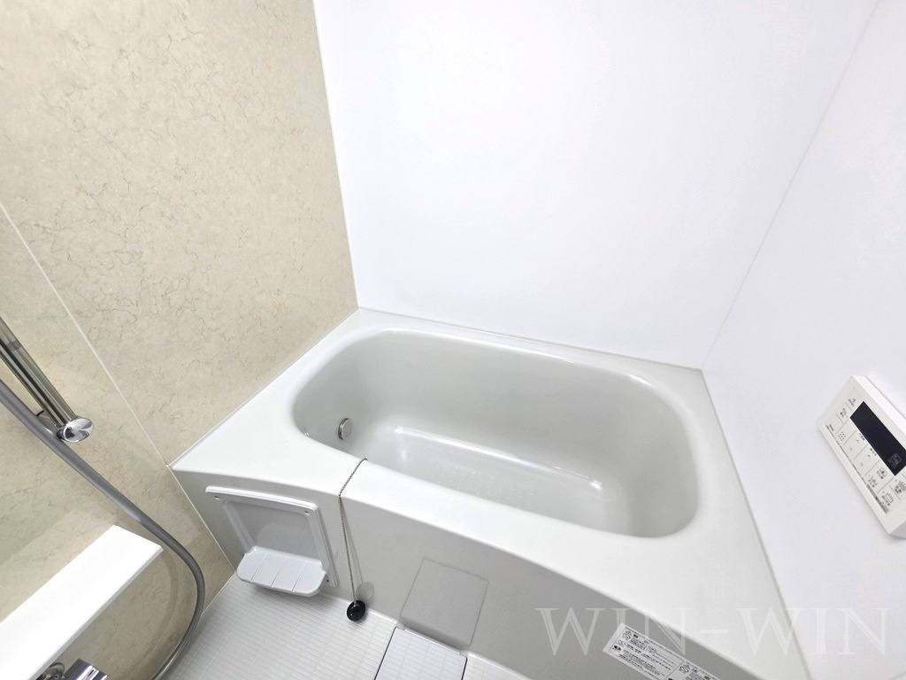 リヴェール カナデ Bの浴室