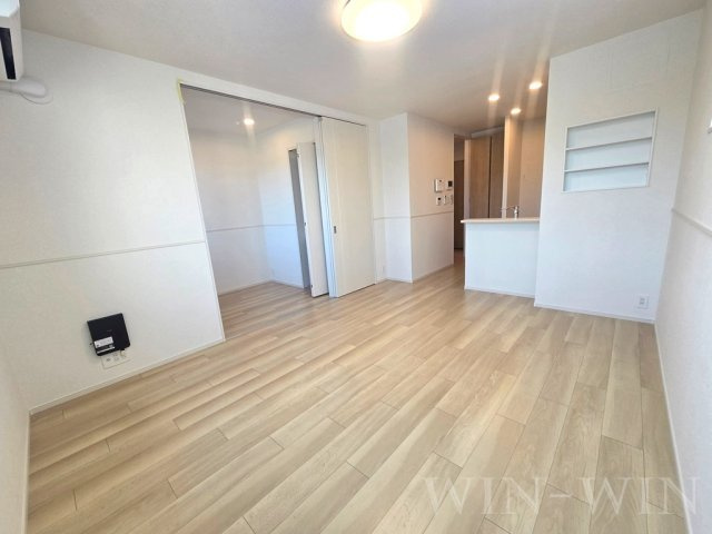 リヴェール カナデ Bの居間・リビング