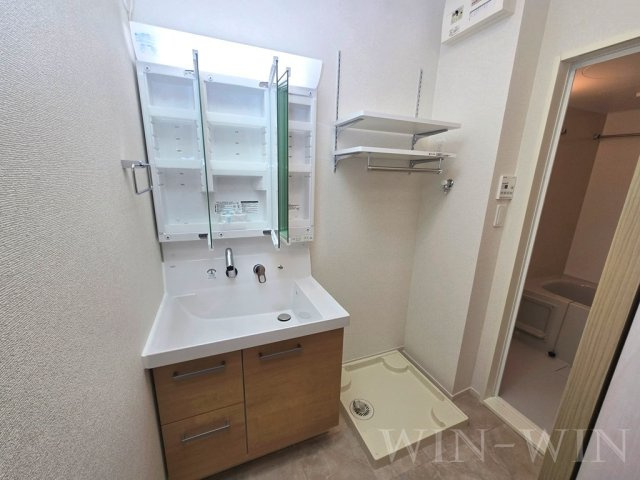 リヴェール カナデ Bの洗面所