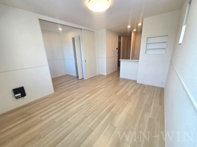 リヴェール カナデ Bの居間・リビング