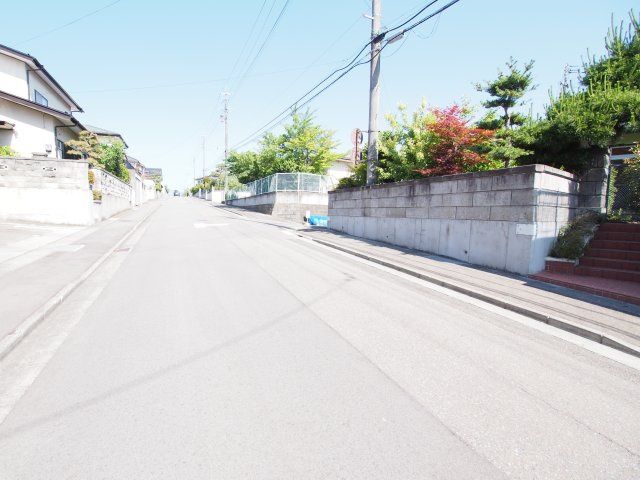 【前面道路含む現地写真】 | 中古戸建 蓬莱町５丁目