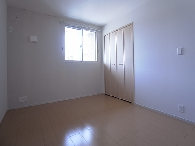 神戸市須磨区離宮前町１丁目のアパート