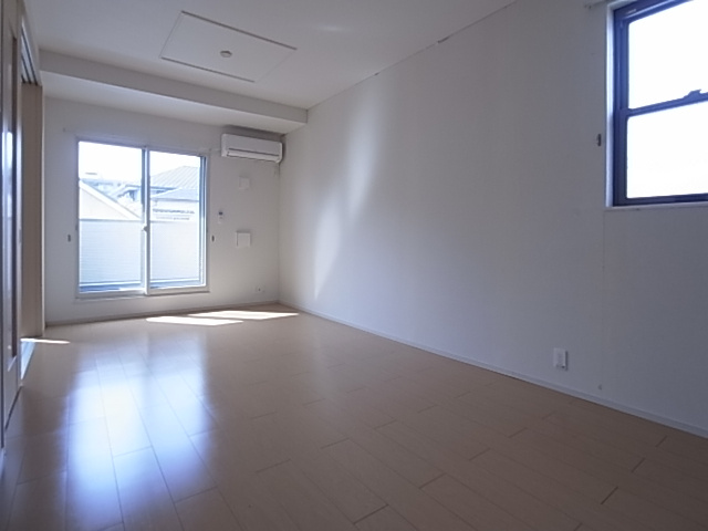 神戸市須磨区離宮前町１丁目のアパート